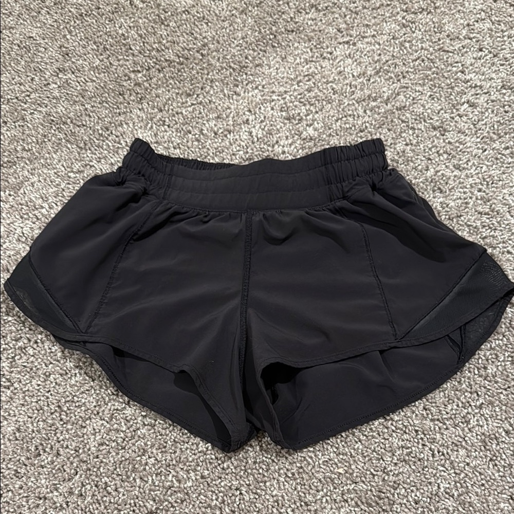 Lululemon Hotty Hot Low Rise Shorts